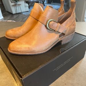 Frye Mia Cut Out Bootie